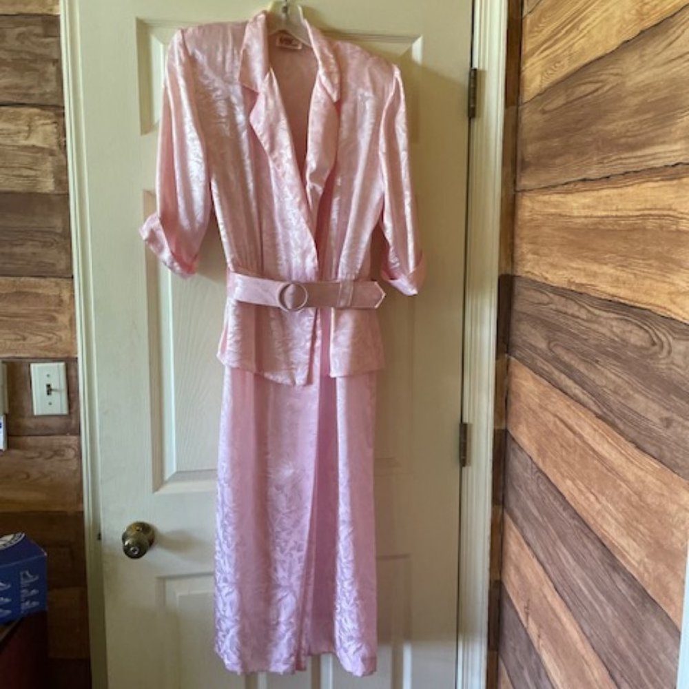 Katie MFG pink embossed material belted dress, size 12